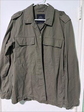 Women’s Olive Utility Jacket with Button Flap Pockets